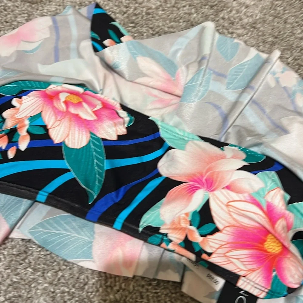 La Blanca nwt $83