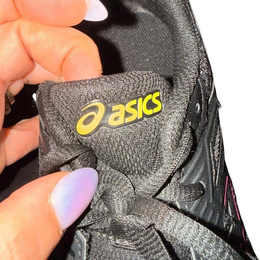Asics these gel