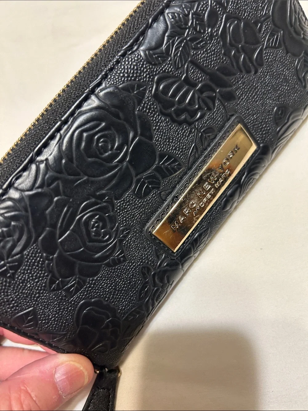 Marc New York sleek zip