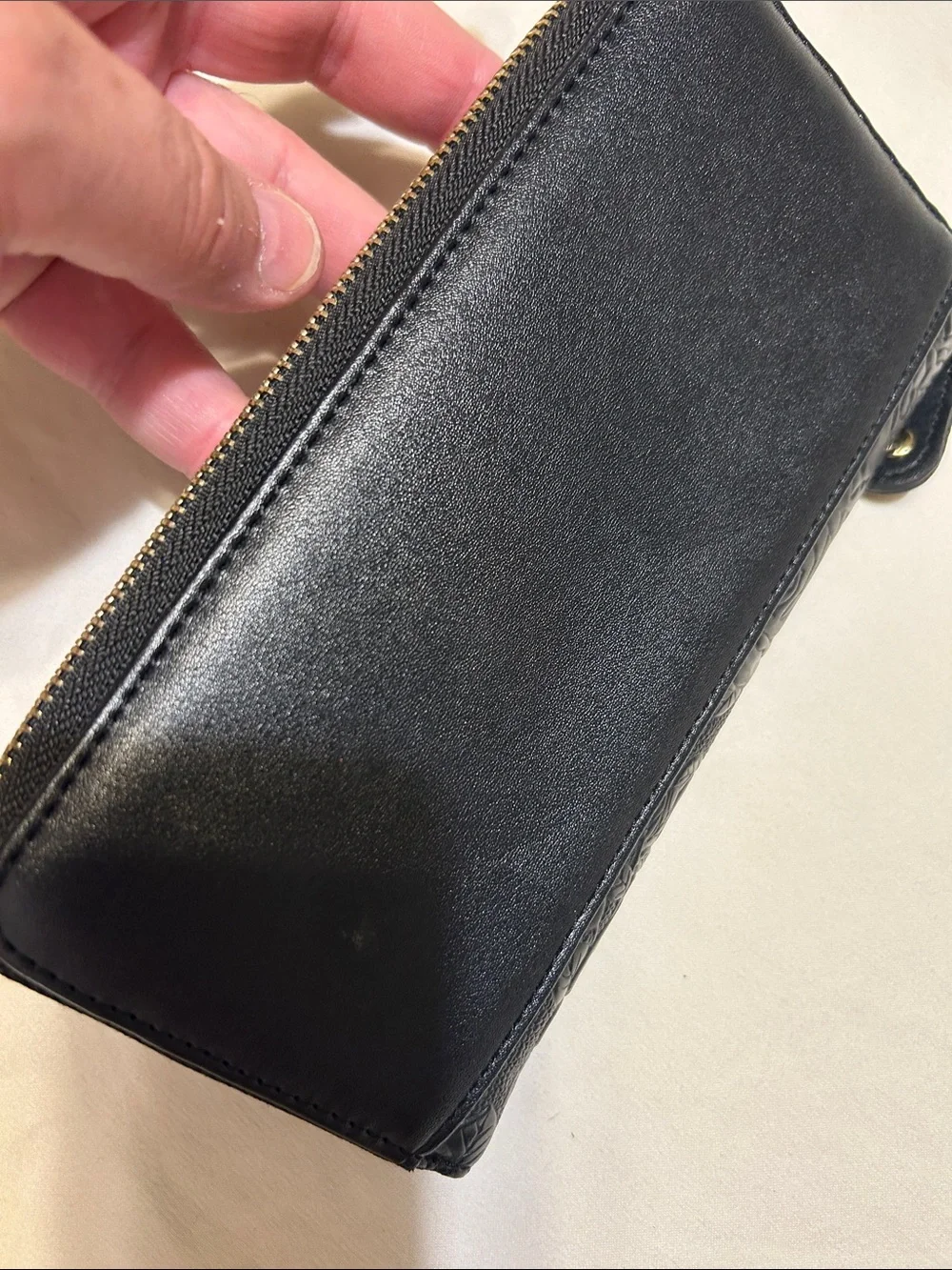 Marc New York sleek zip