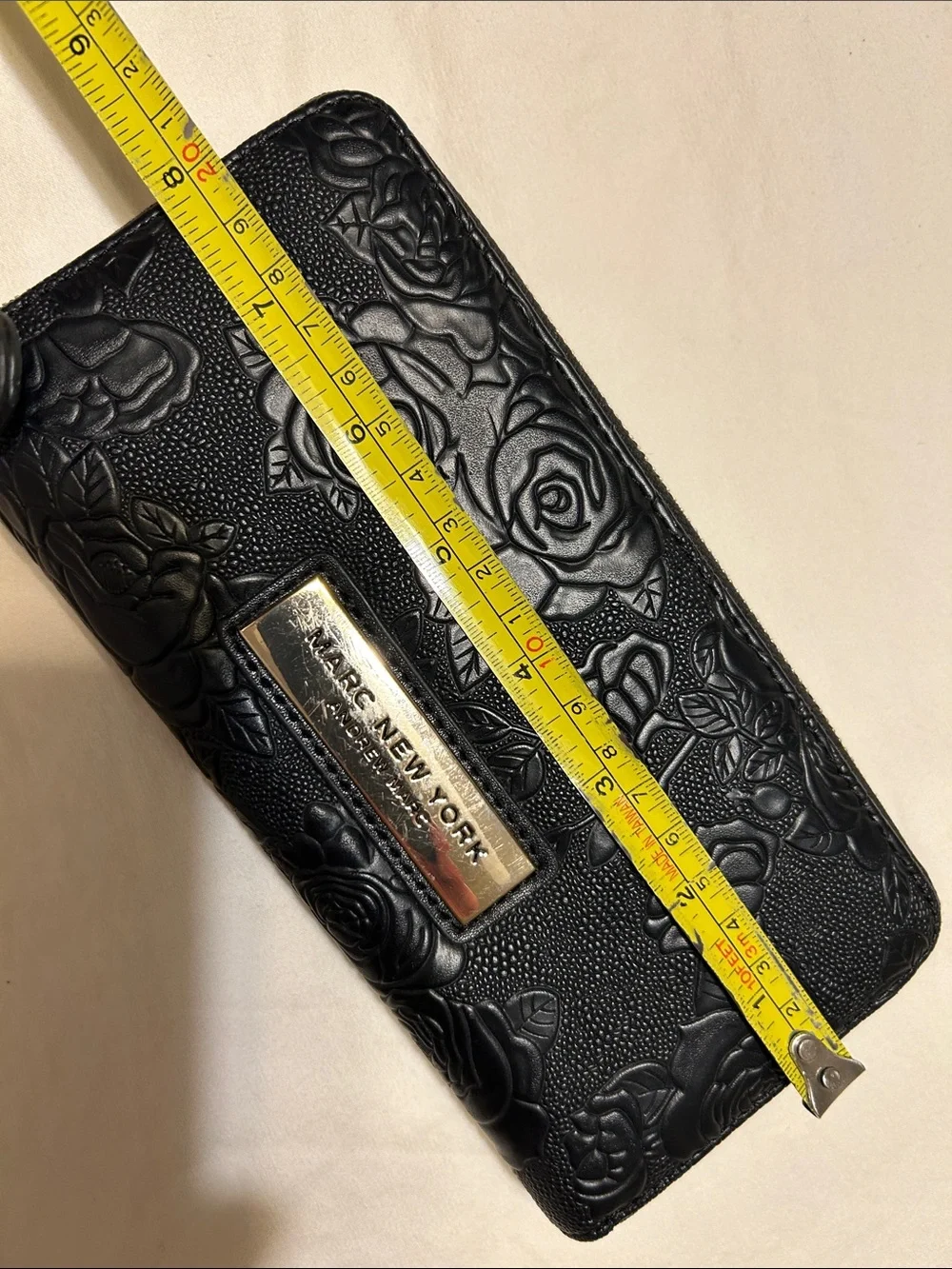 Marc New York sleek zip