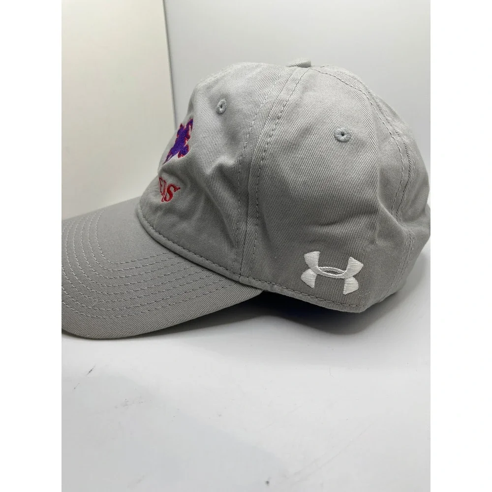 Under Armour show your