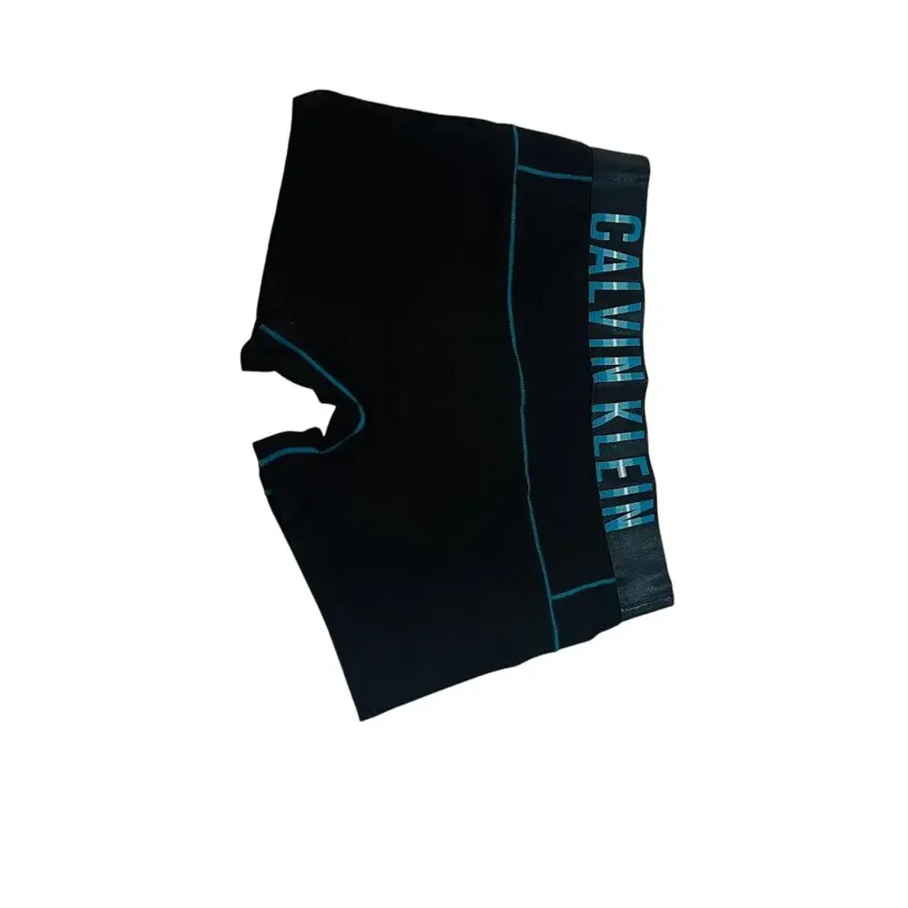 Calvin Klein pack modern