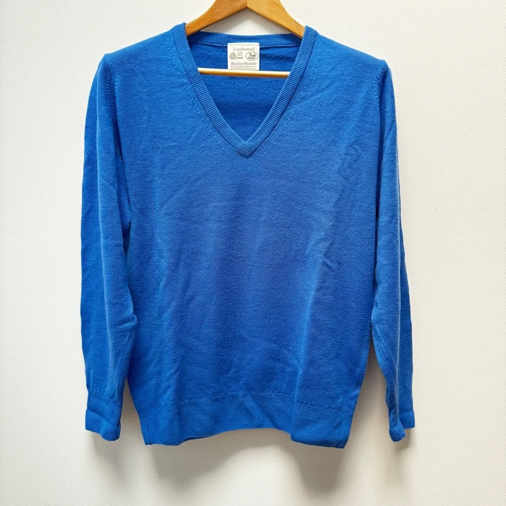 Edinburgh Woollen Mill stay cozy