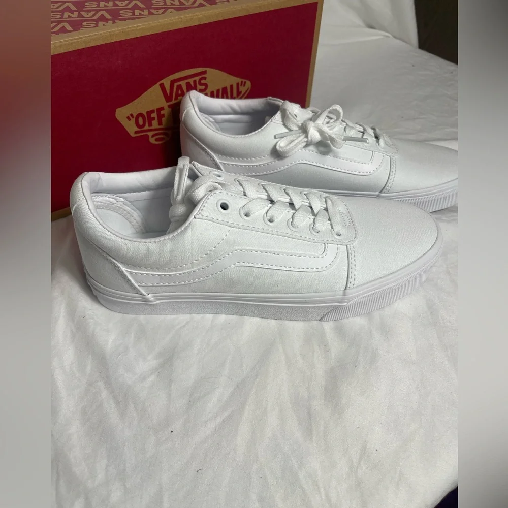 Vans model ward
