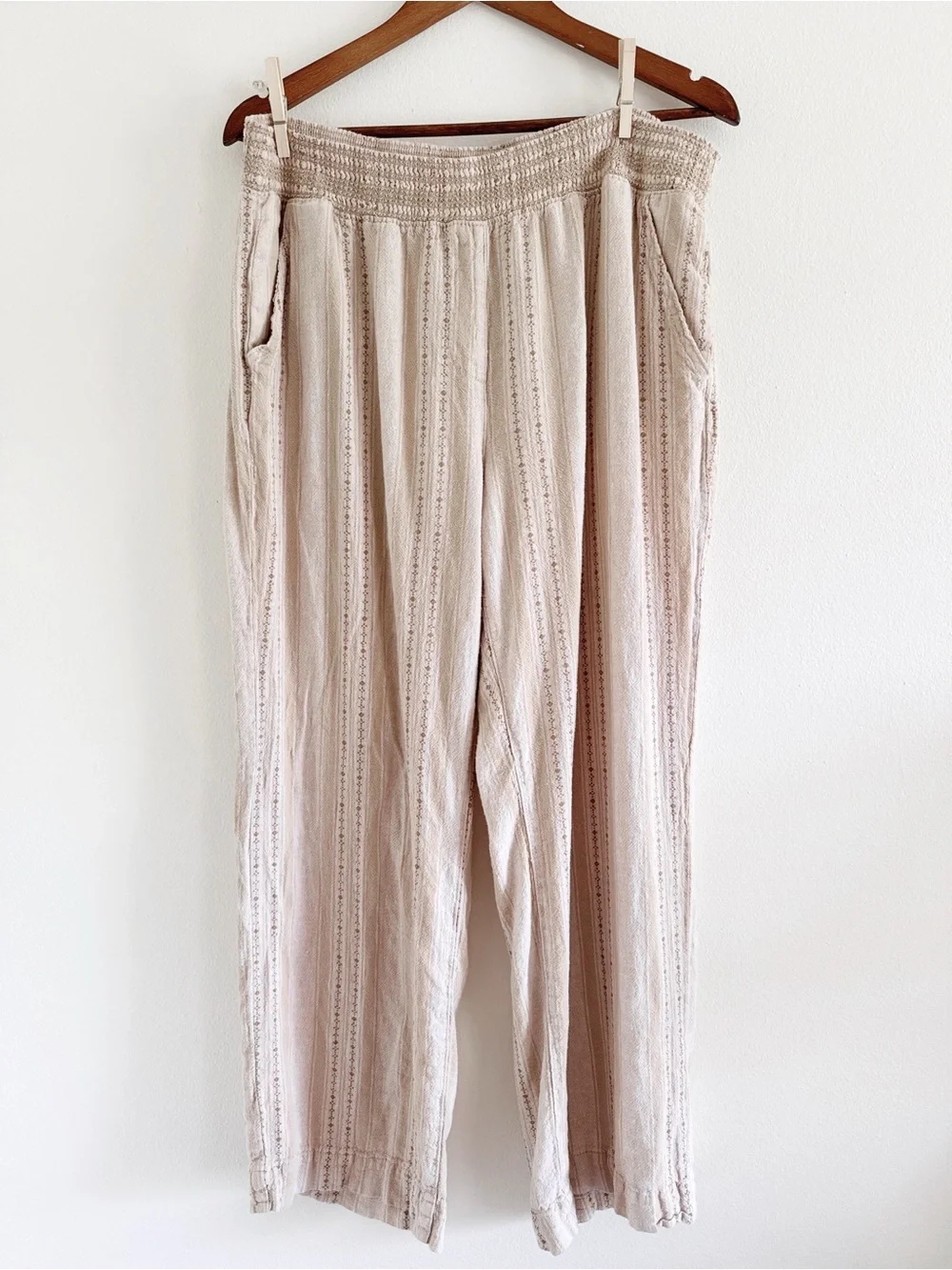 Briggs Light Cream striped Wide-Leg Pull-On Pants XL