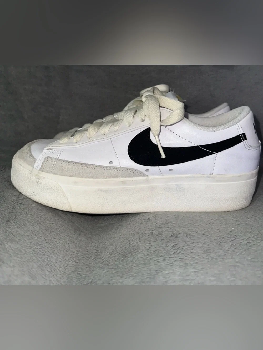Nike low top