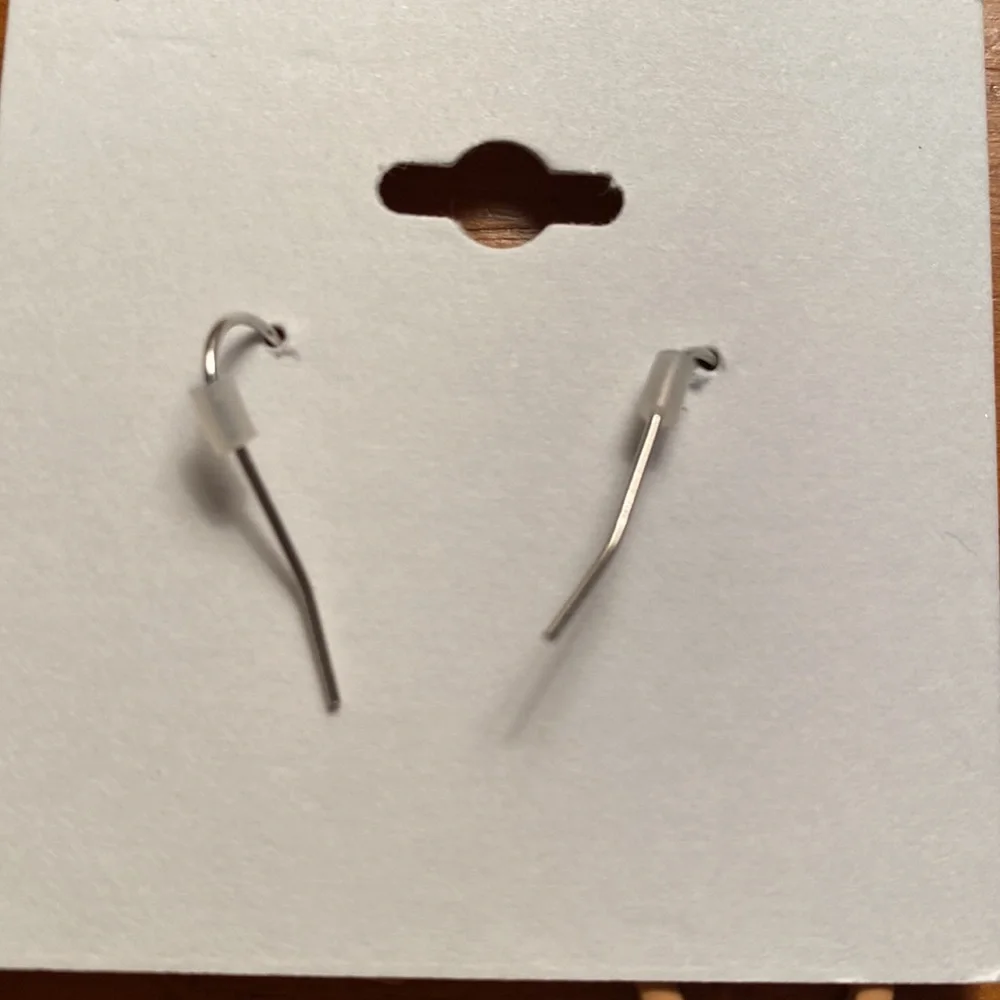 N/A silver tone