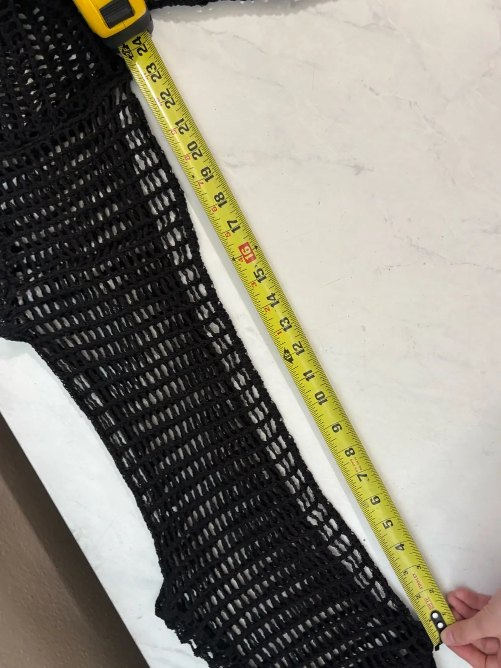 N/A black crochet