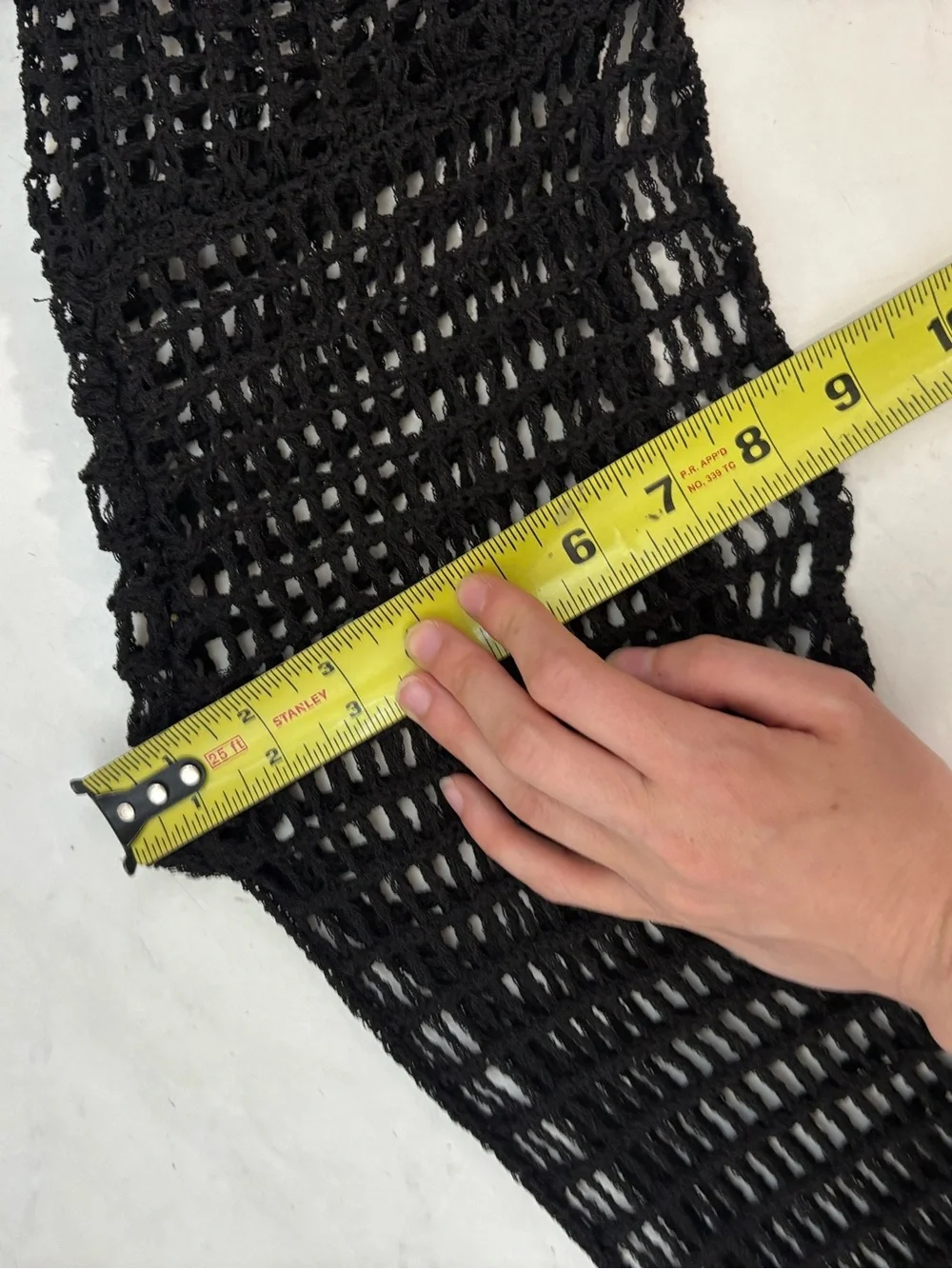 N/A black crochet