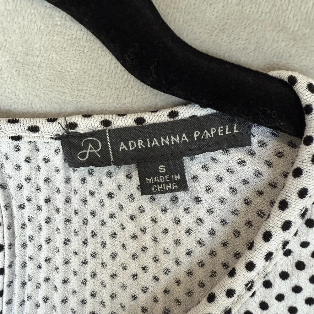 Adrianna Papell‎ Blouse Top Womens Small White Polka Dot Flutter Sleeve Elegant