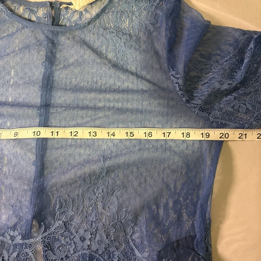 HM Loves Coachella Blue Lace Sheer Crop Top Button Back Size 6 Boho Festival