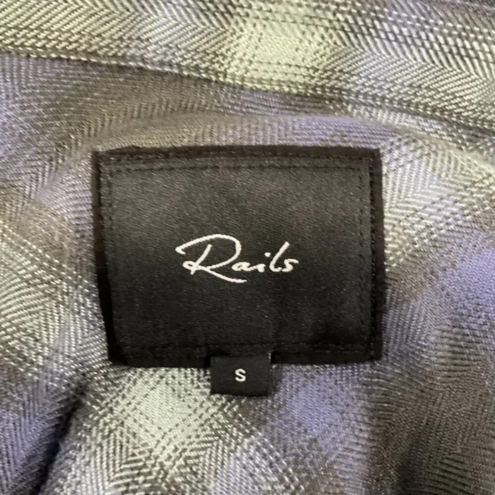 Rails plaid button