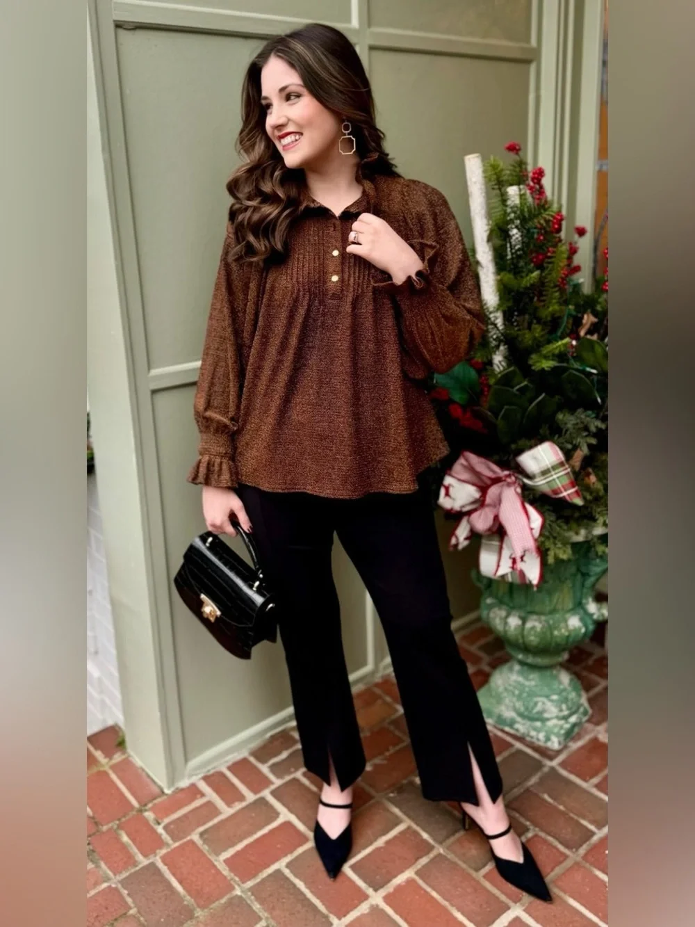 Emily McCarthy Charlotte Top Black Gold Sz M Romantic Cottagecore Holiday Party