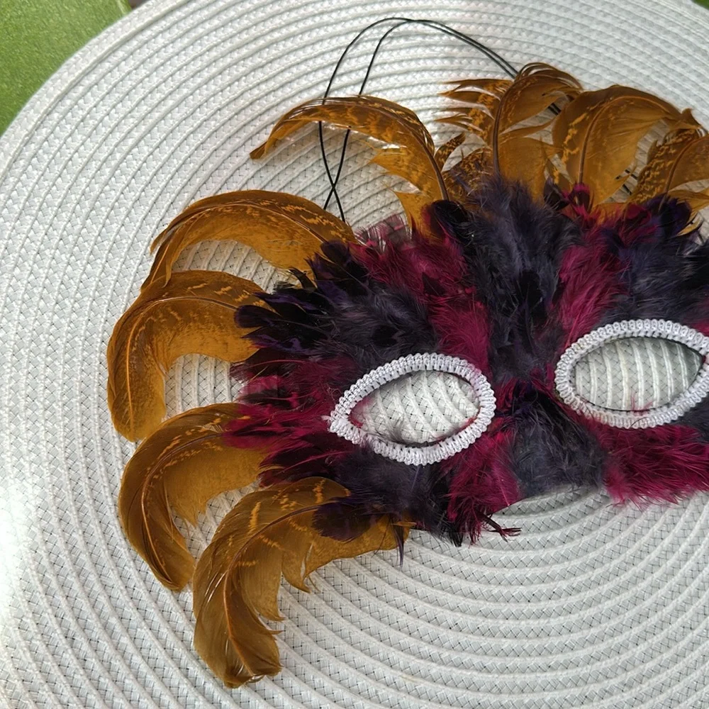N/A feathered masquerade