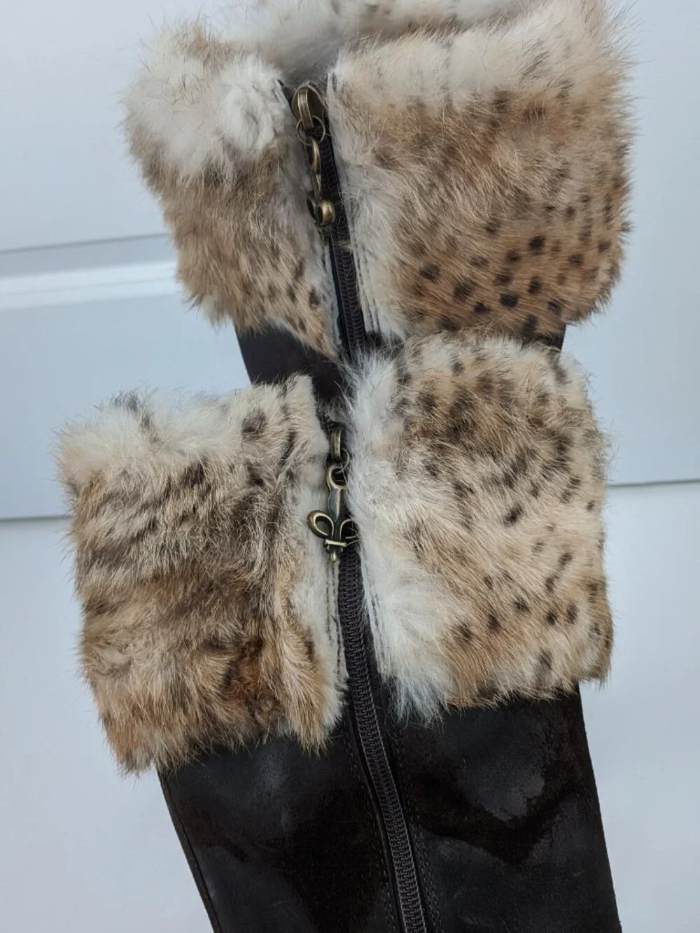 Donald J. Pliner snuggly cheetah