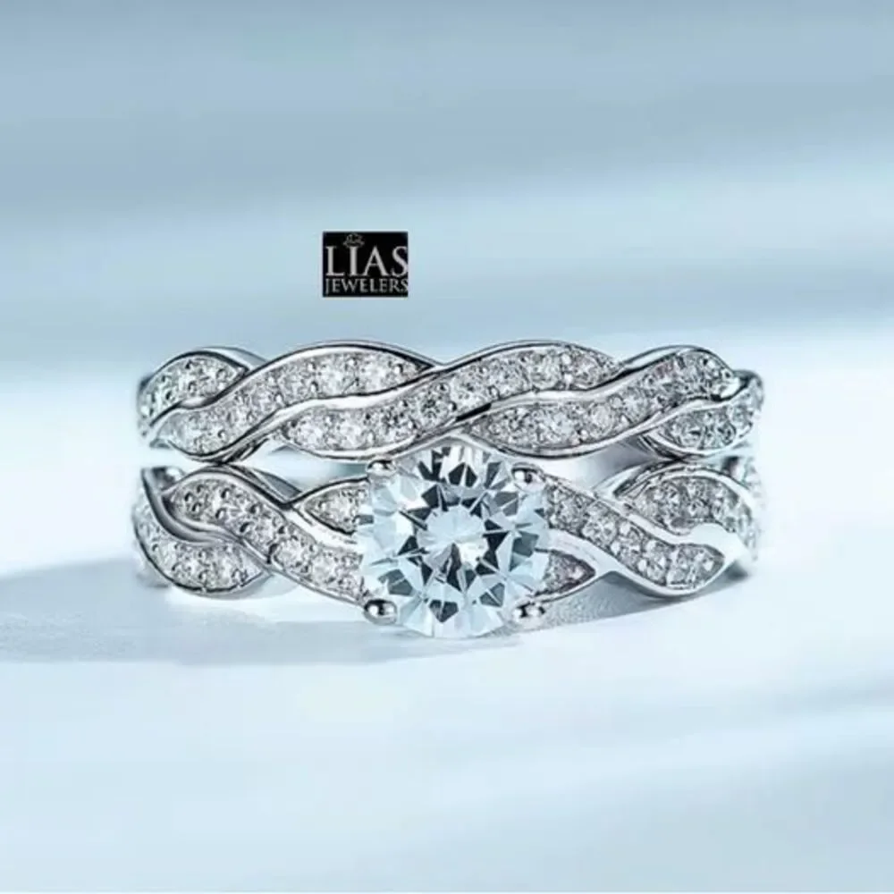 Brand New 18k White Gold Wedding Ring Set