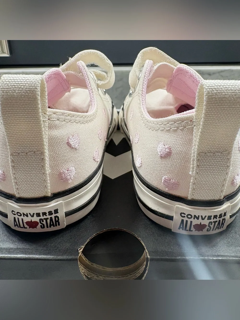 Converse Chuck Taylor All Star Easy On Pink Hearts Low Top Toddler Girl Shoe