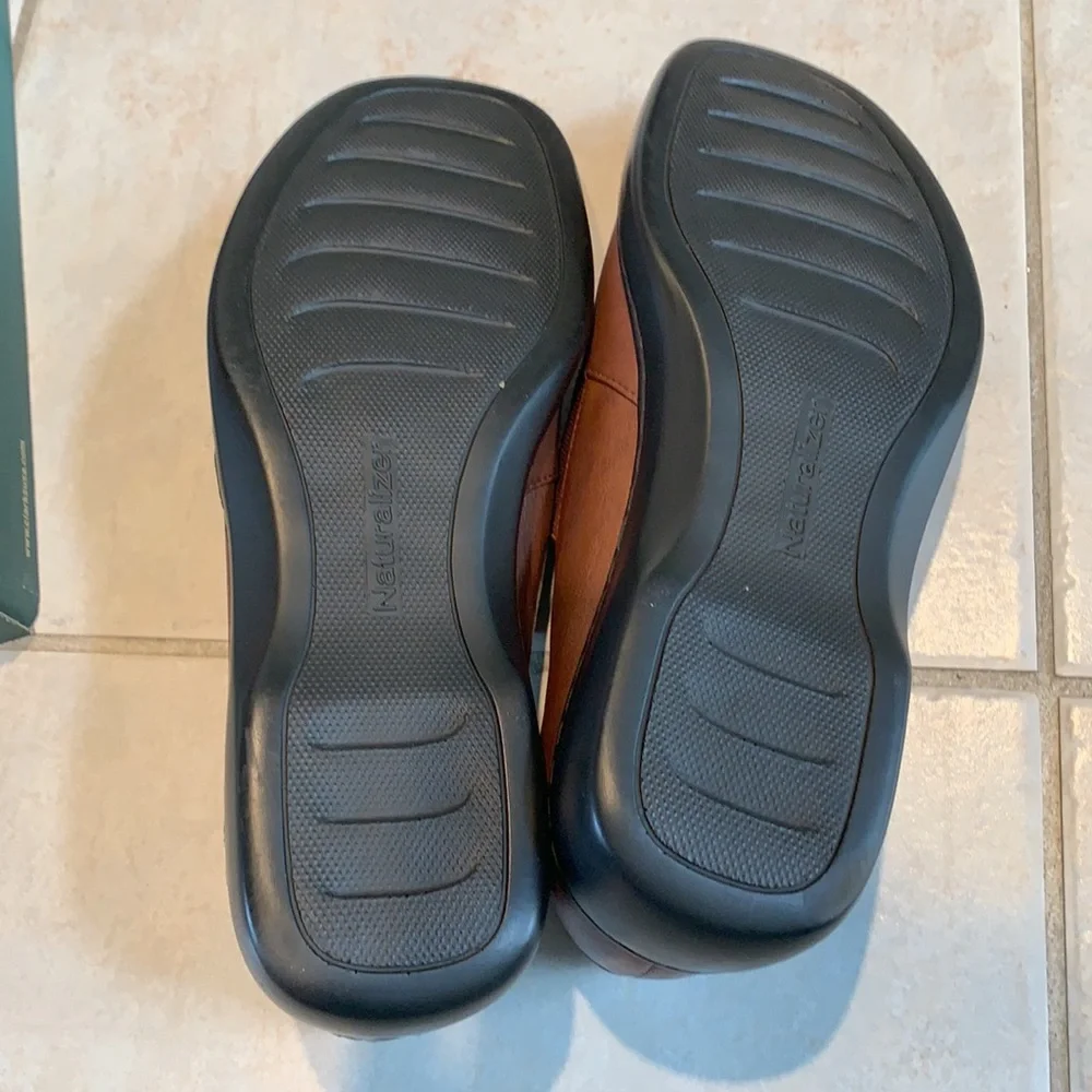 Naturalizer classic comfortable