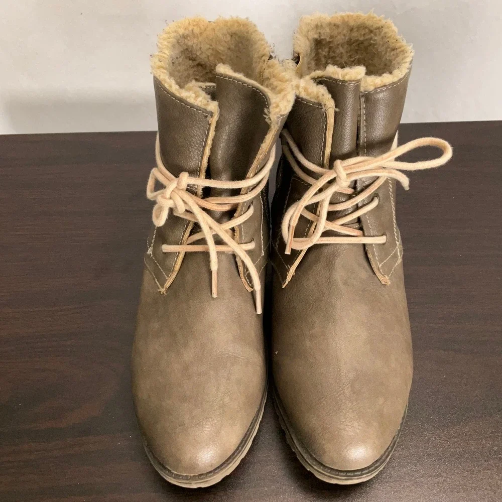Sporto ankle boots