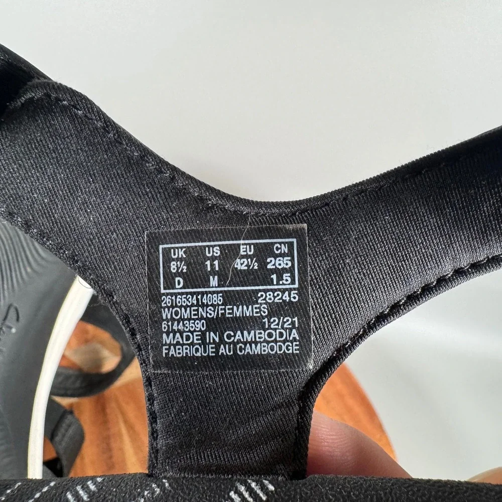 Clarks good used