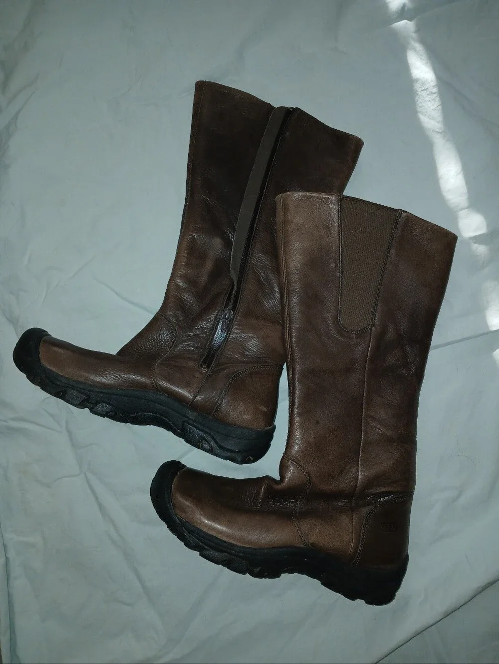 Keen tall boots