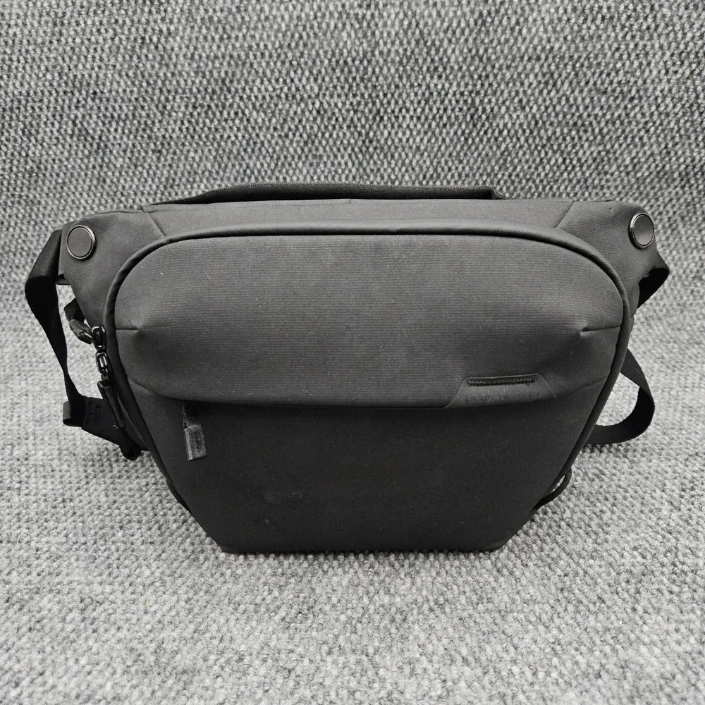 Peak Design 6L Black Everyday Sling Camera EDC Bag V2 Crossbody Photography