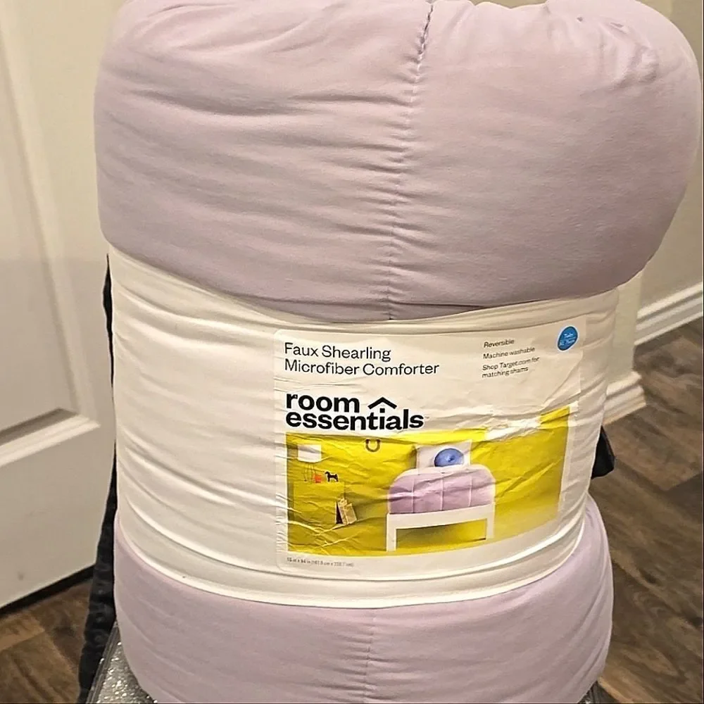 Room Essentials size twin