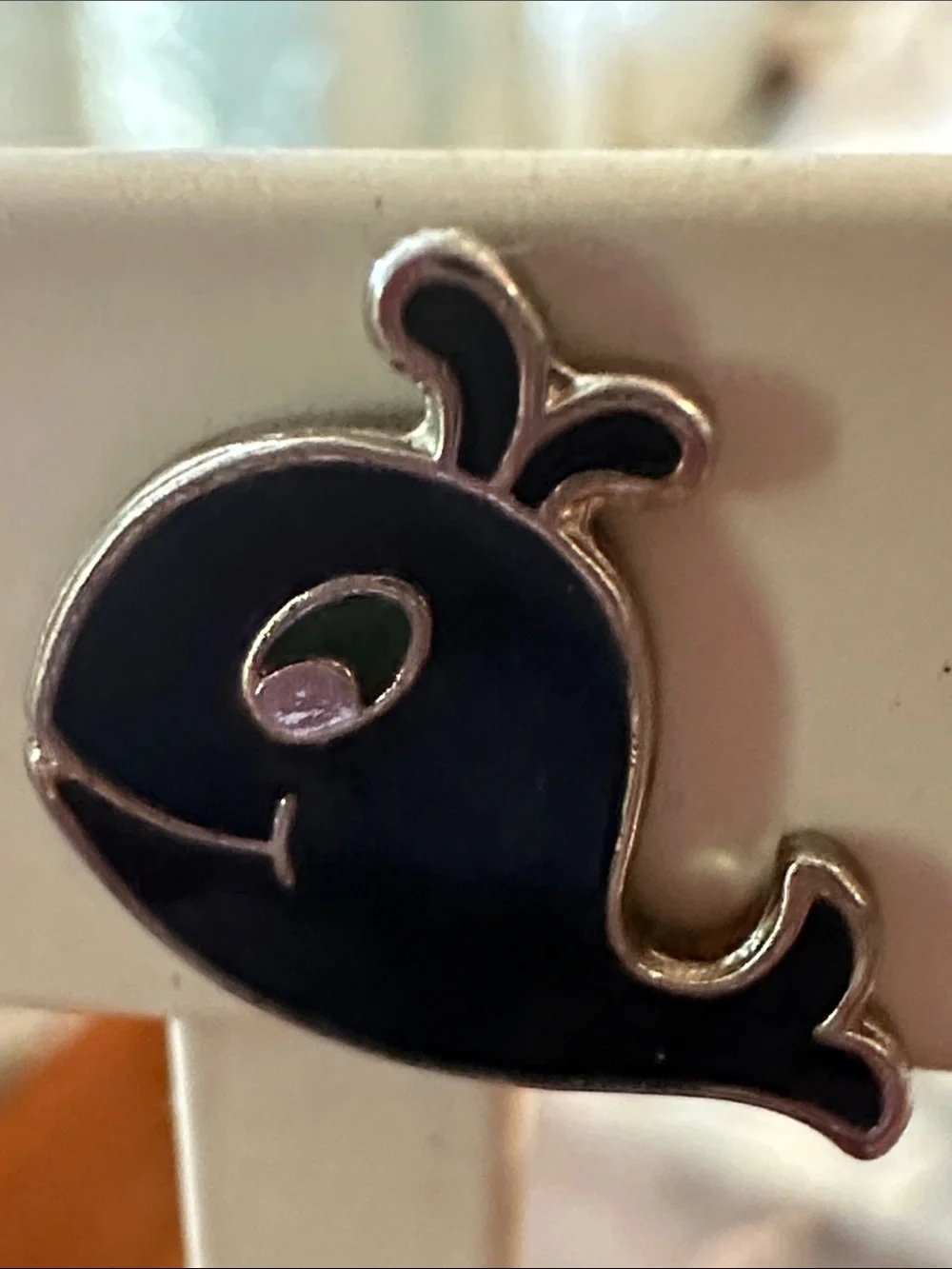 N/A black enamel