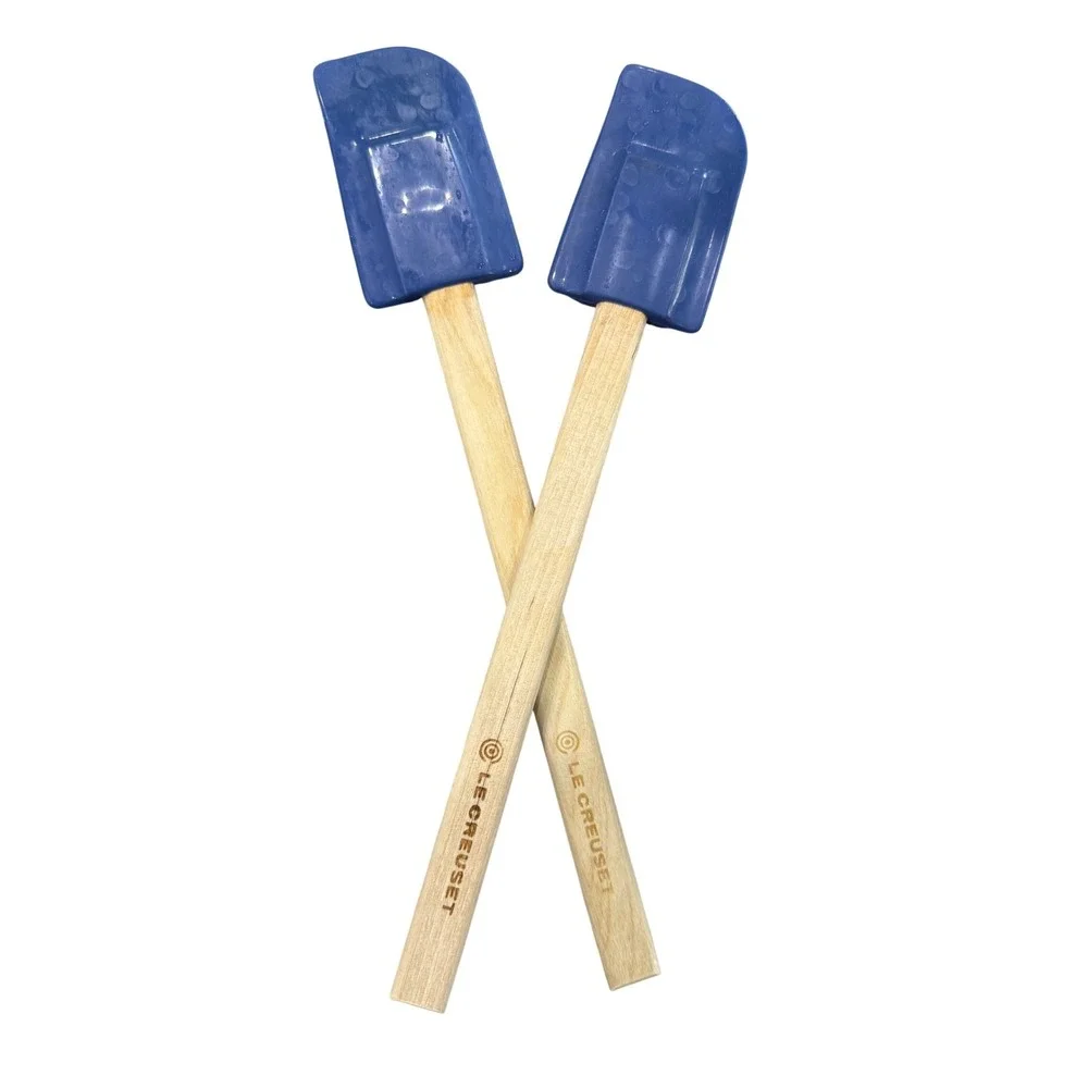 Le Creuset Blue Silicone Spatulas with Wood Handles Set of 2‎ Kitchen Tools