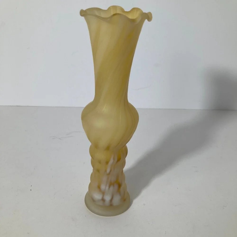 Vintage Swirl Glass Bud Vase Amber Yellow Fluted Rim Art‎ Glass Decor