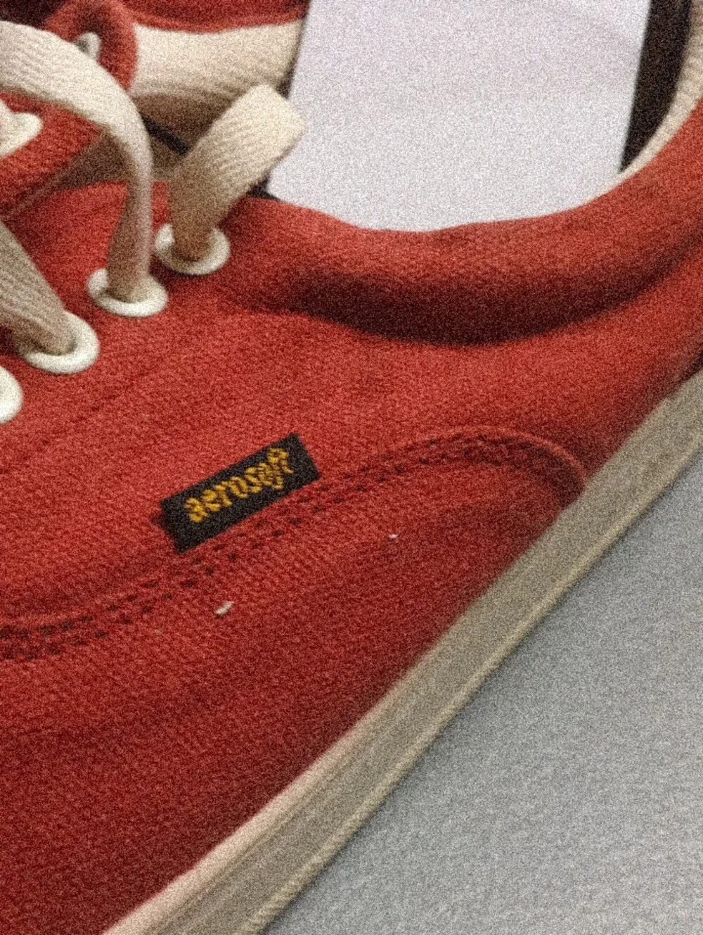 Aerosoft casual red