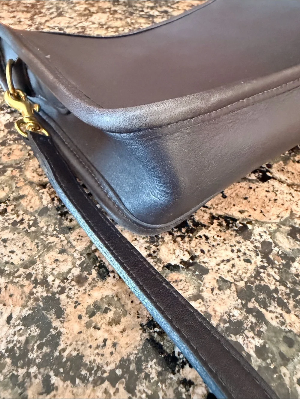 Coach vintage dark