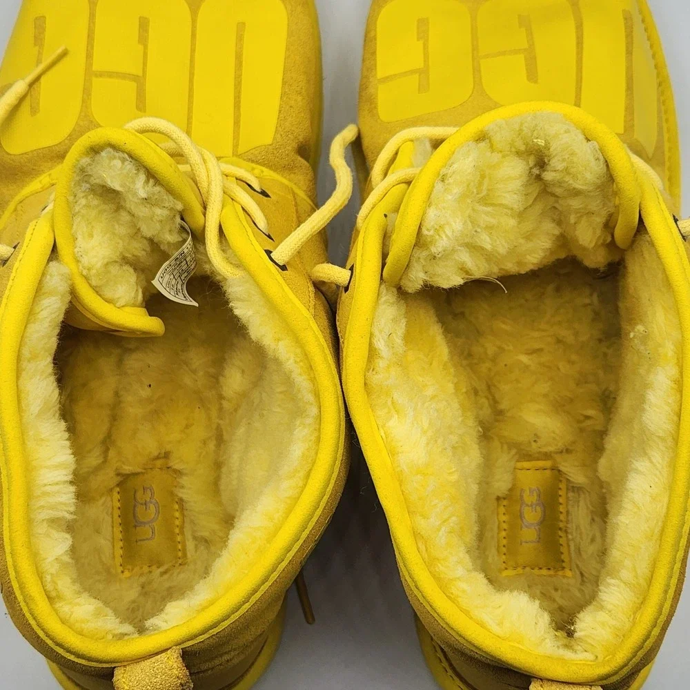 UGG neumel graphic