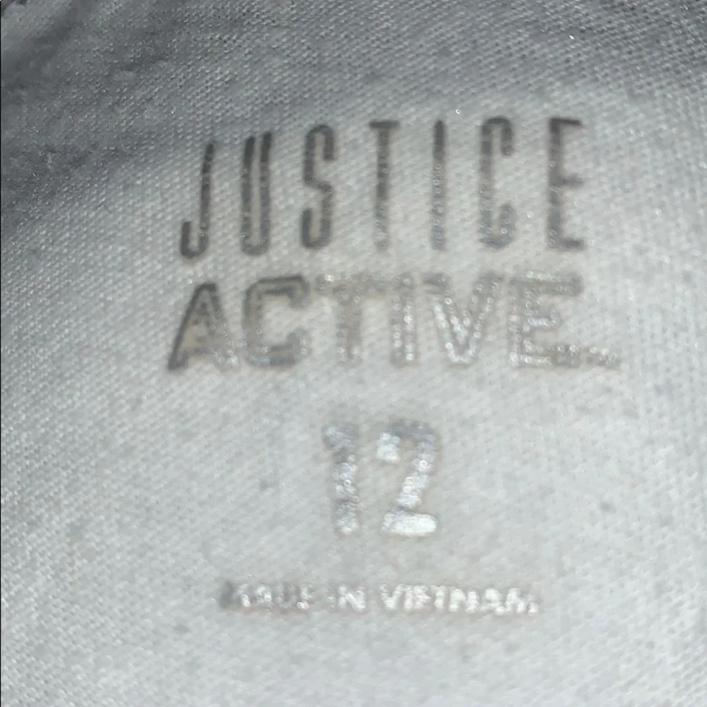 Justice excellent pre