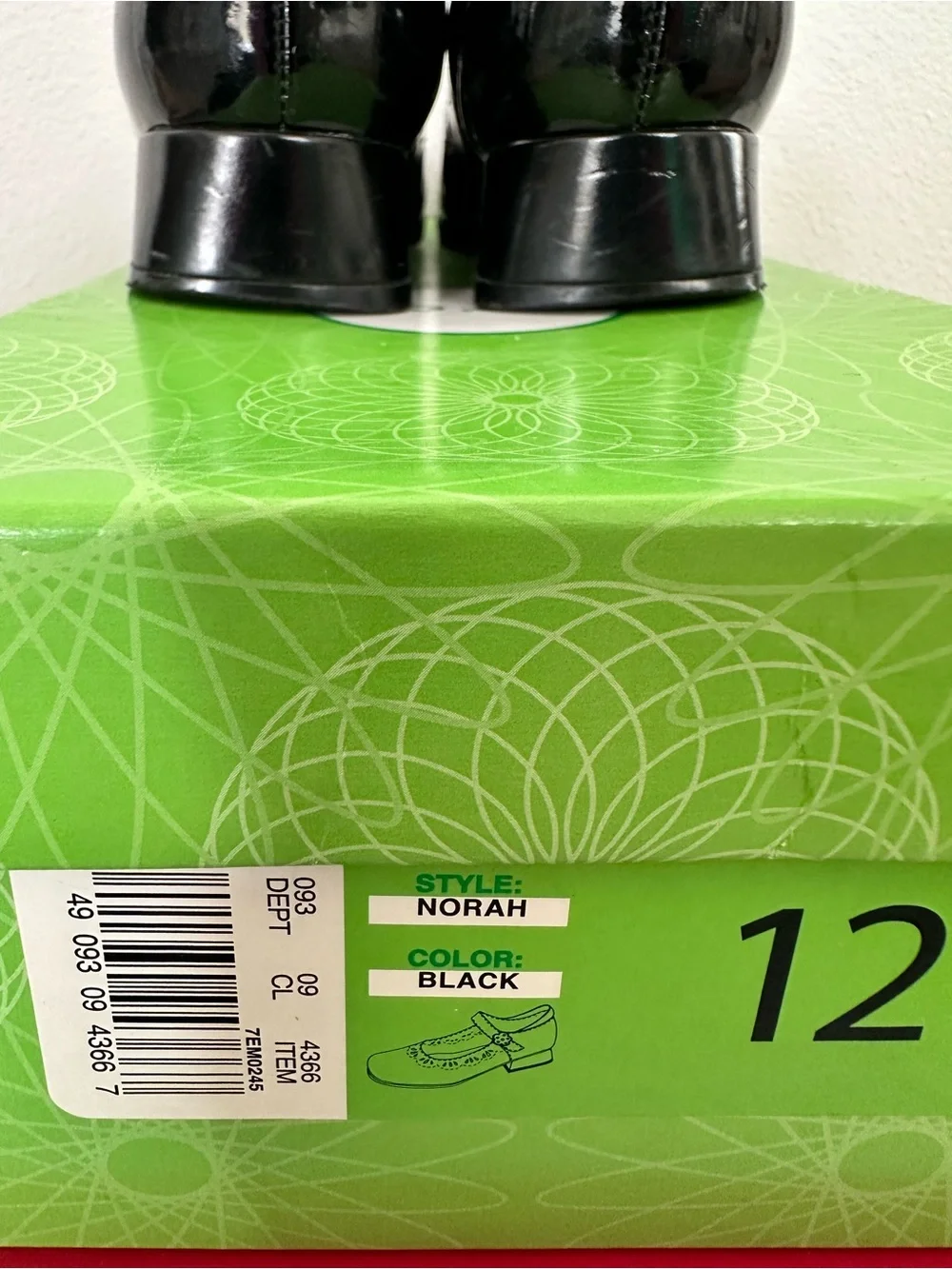 Circo shiny black