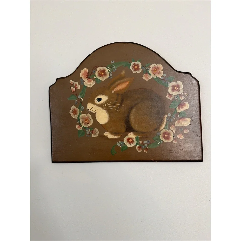 Vintage Hand Painted Wood Folk Art Bunny Rabbit Cottage Farmhouse 14