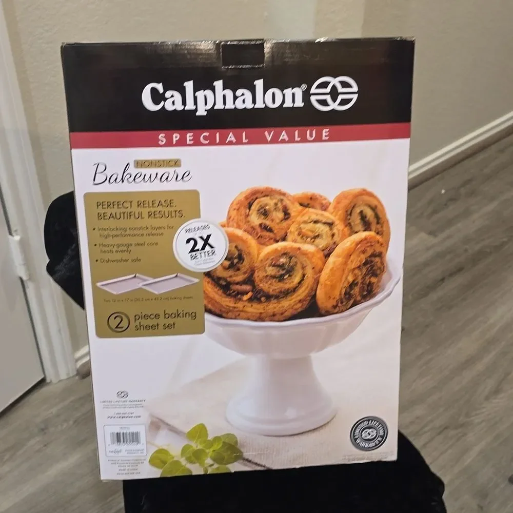 Calphalon nonstick bakeware