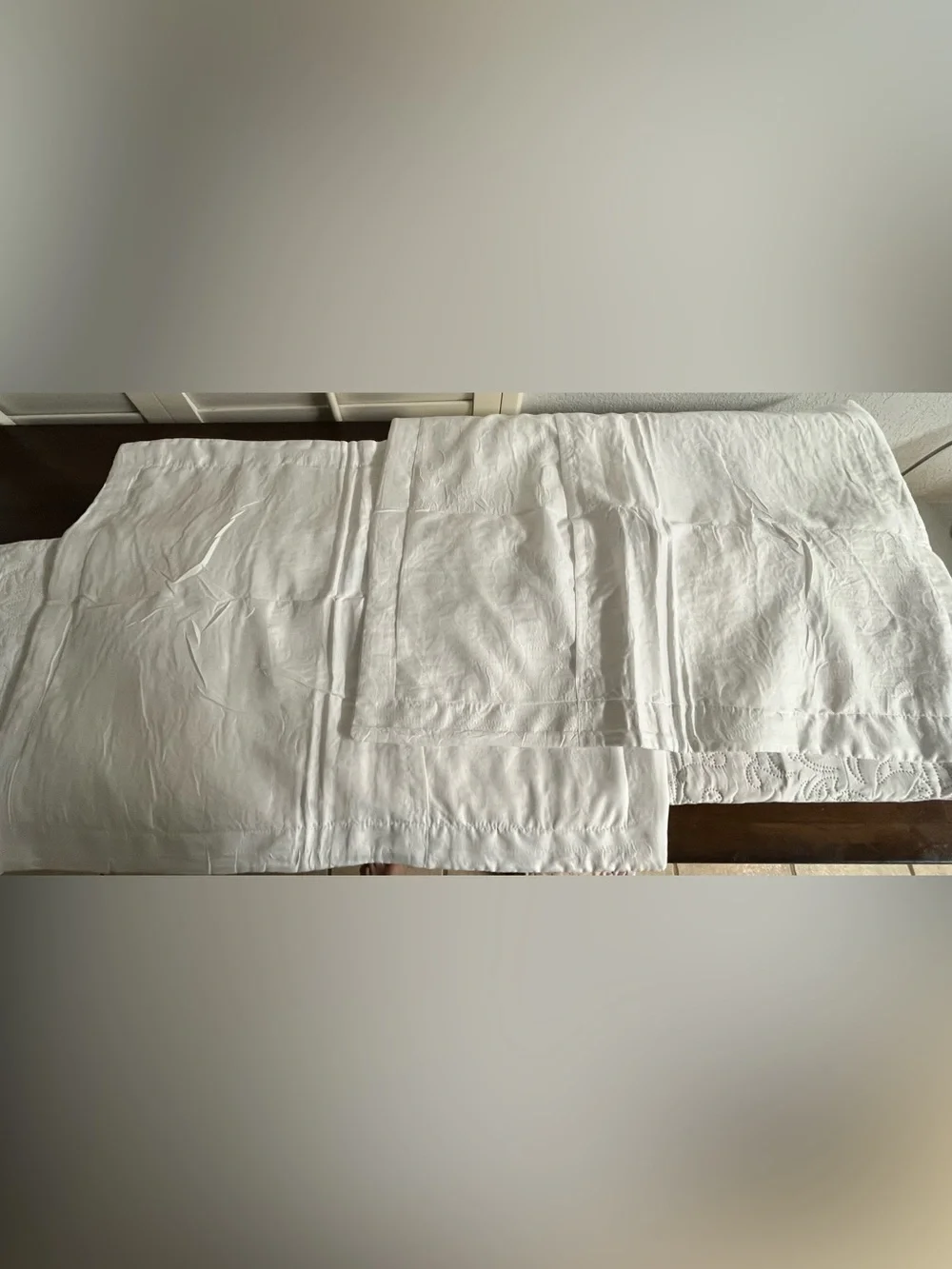 Hansleep opened pictures