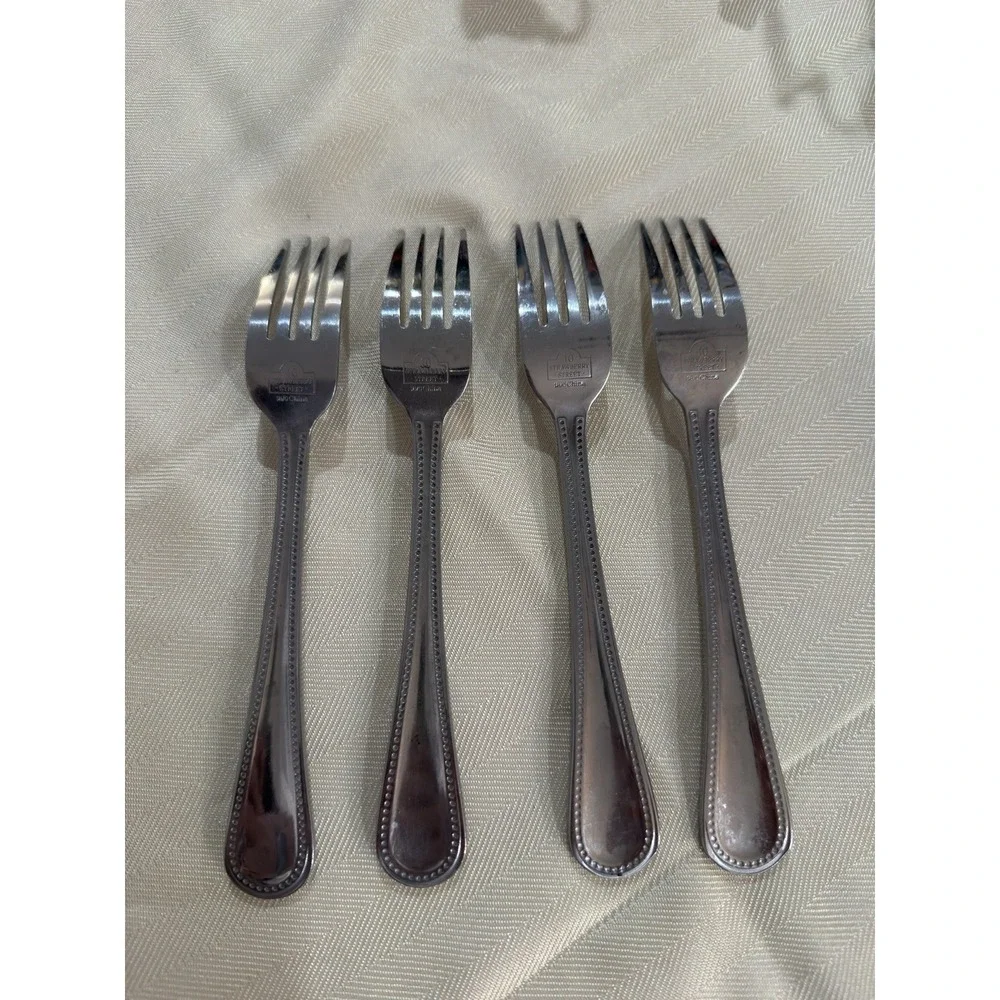 10 Strawberry Street table replacements these