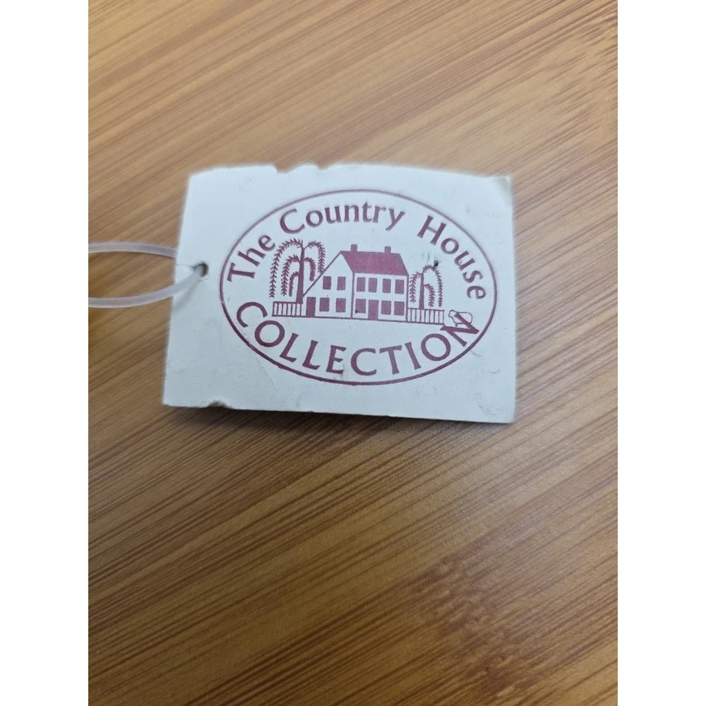 The Unbranded Brand country house