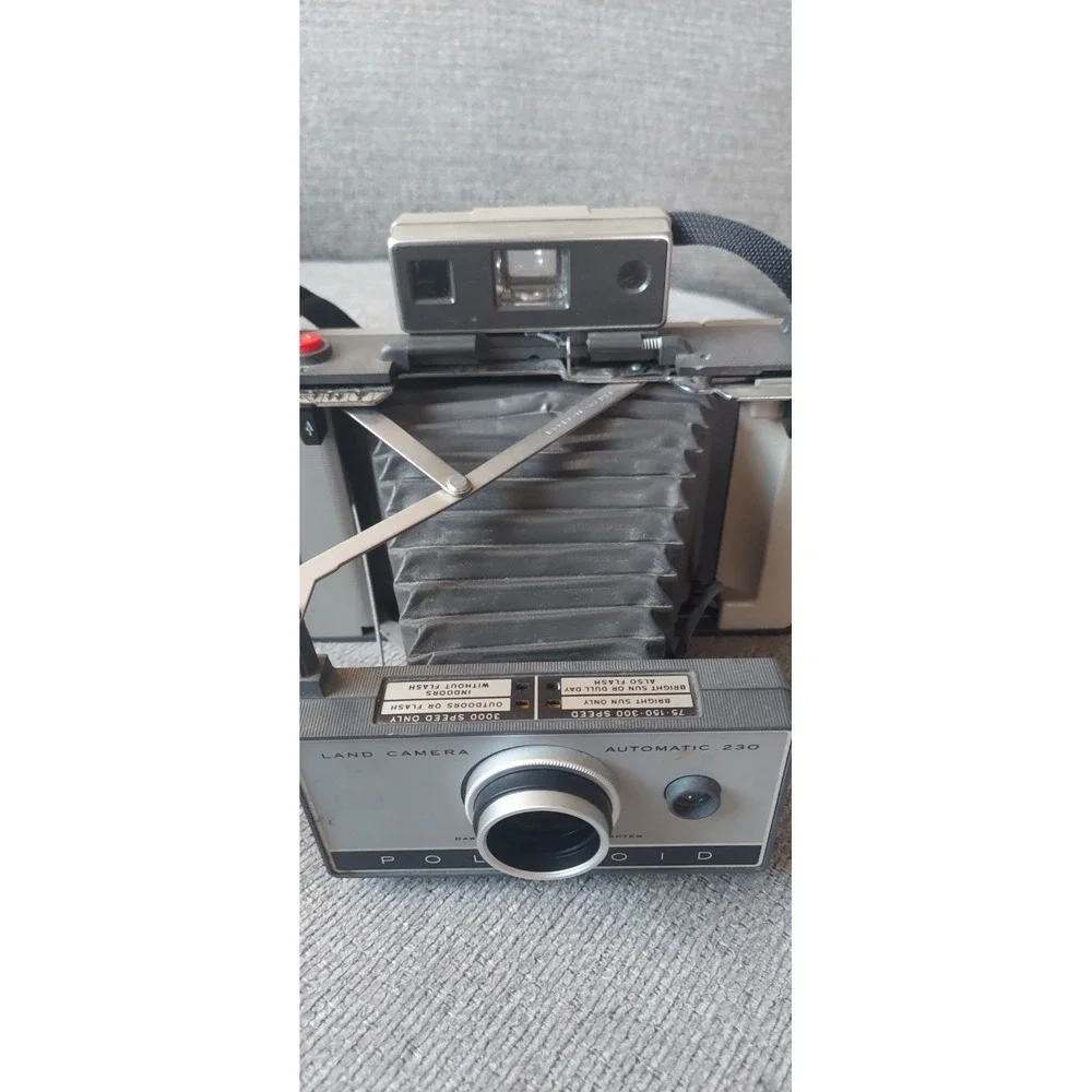 Polaroid vintage automatic