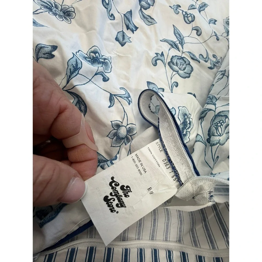 Vintage reversible comforter