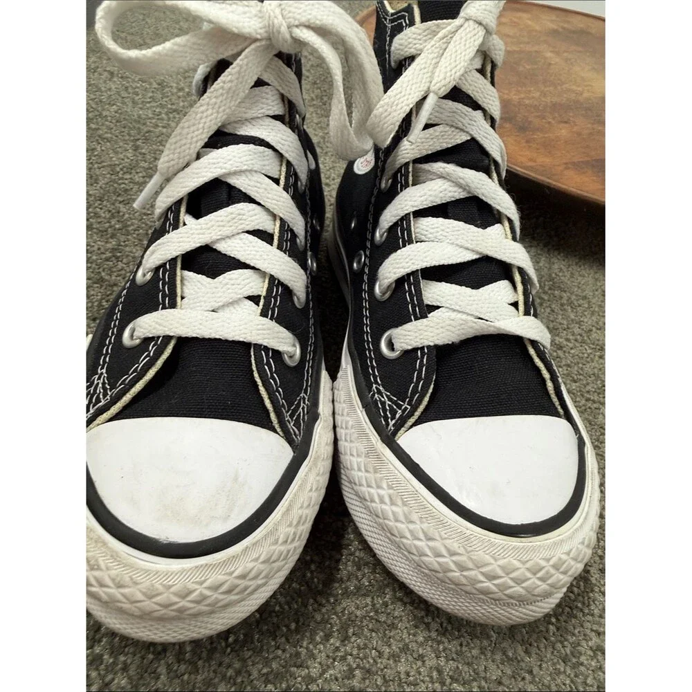 Converse shoes youth