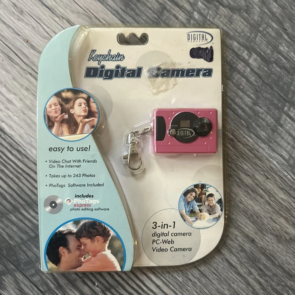 Keychain 3 In 1~Digital Camera, PC Web, Video Camera ~ Blue~NEW Great GIFT‎