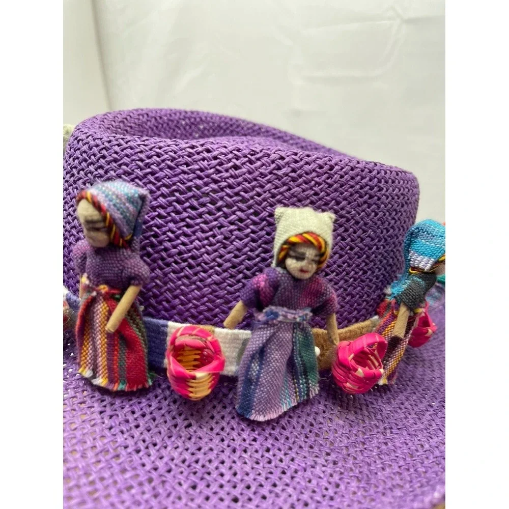 Hattie Carnegie hat artist