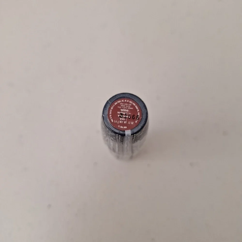Avon ultra rich lipstick