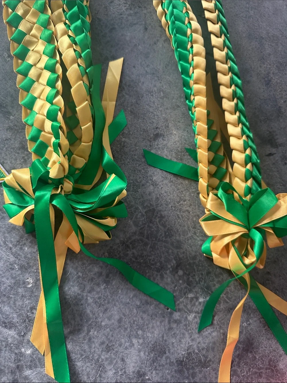 N/A festive green