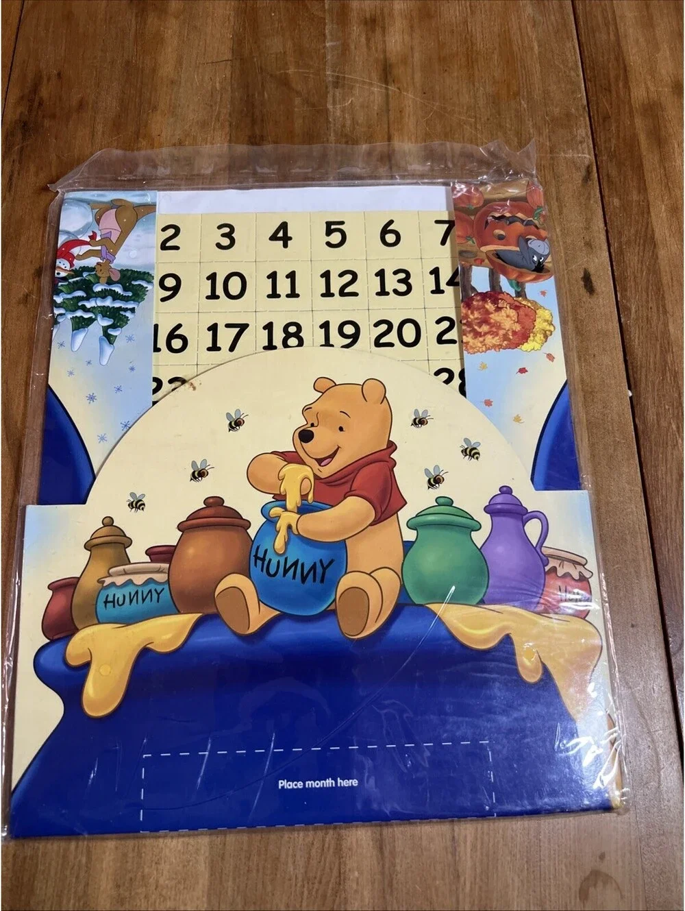 Disney Winnie the Pooh Perpetual Calendar Magnetic Cardboard New Factory Sealed