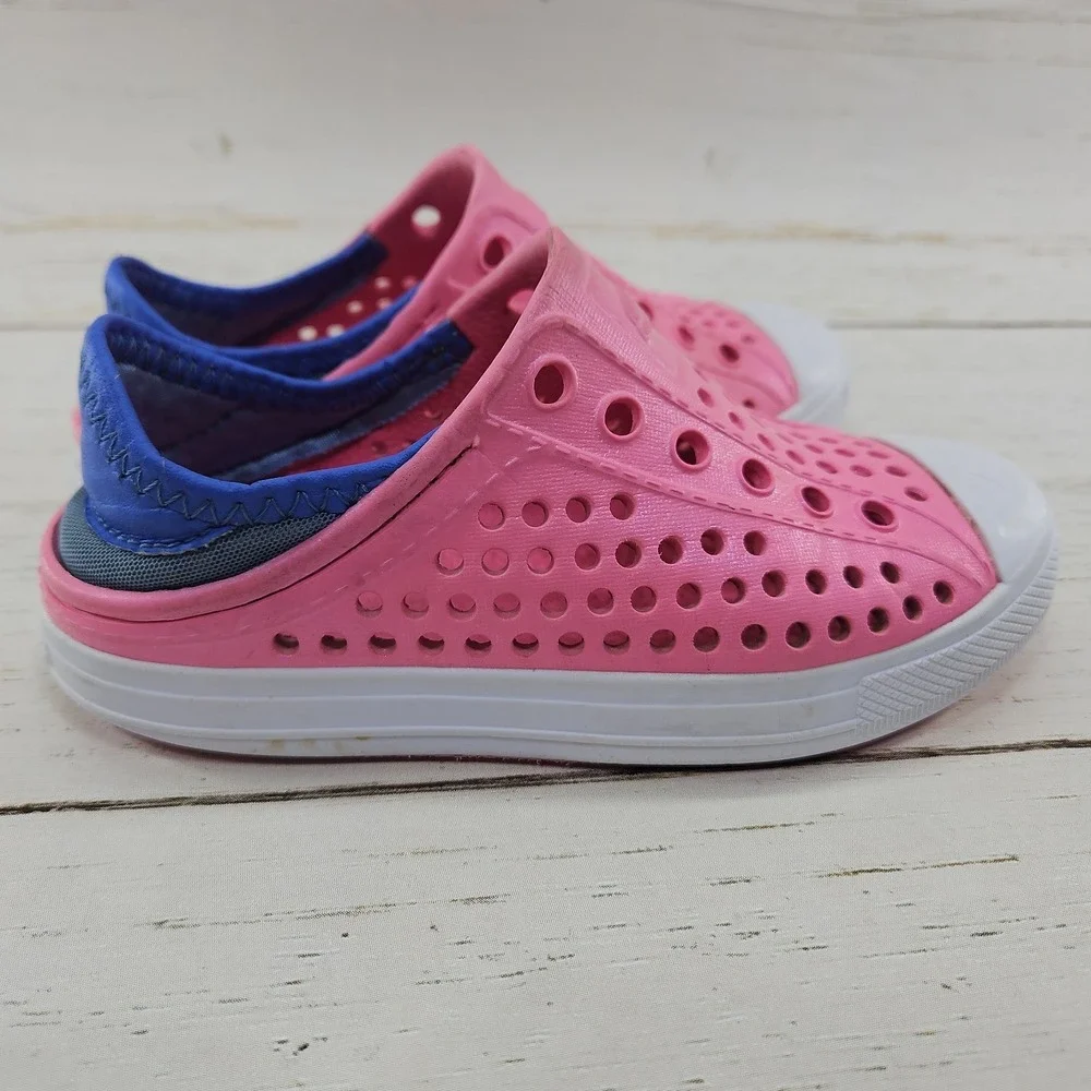 Skechers foamies guzman